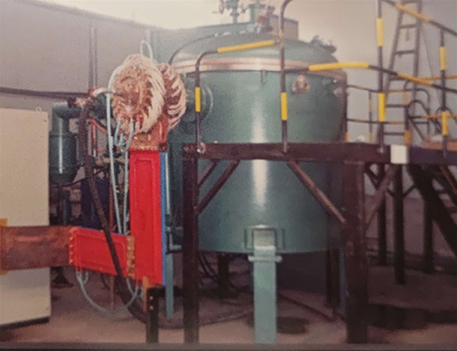 真空感應熔煉爐